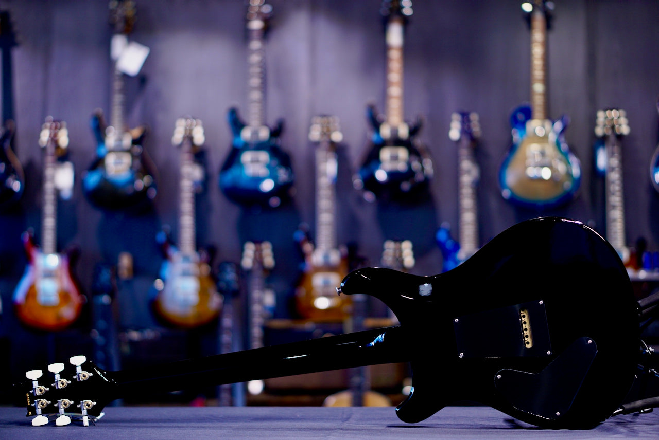 PRS Custom 24 Piezo Black Gold Wraparound Burst 0413699