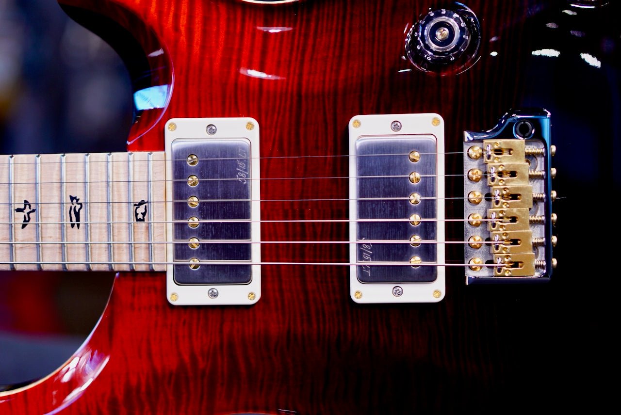 PRS Custom 24 Piezo Wood Library Artist Neck Fire Red / Gray Black Fade 0414186
