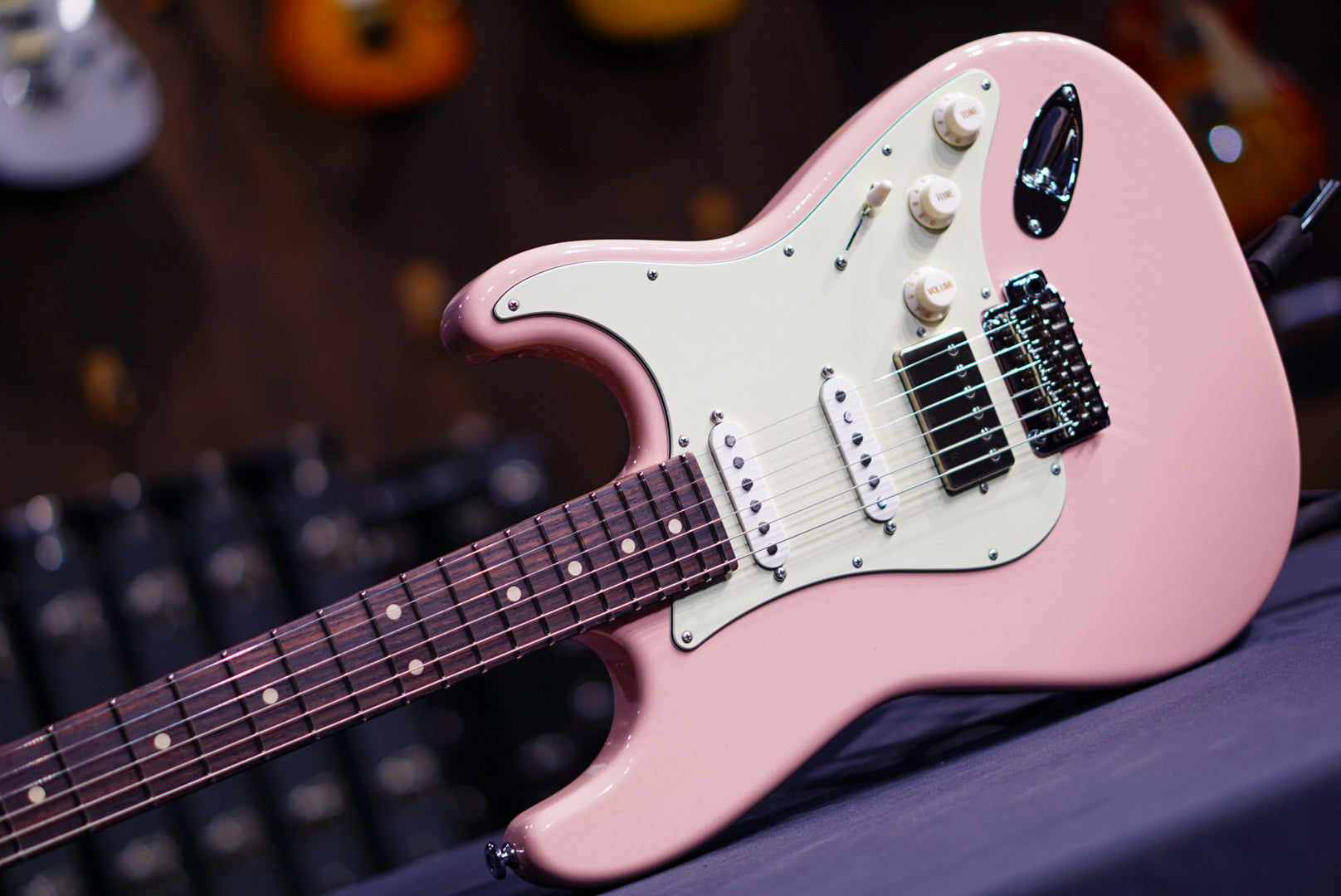 Suhr Mateus asato classic S shell pink 77344 - HIENDGUITAR   SUHR guitar
