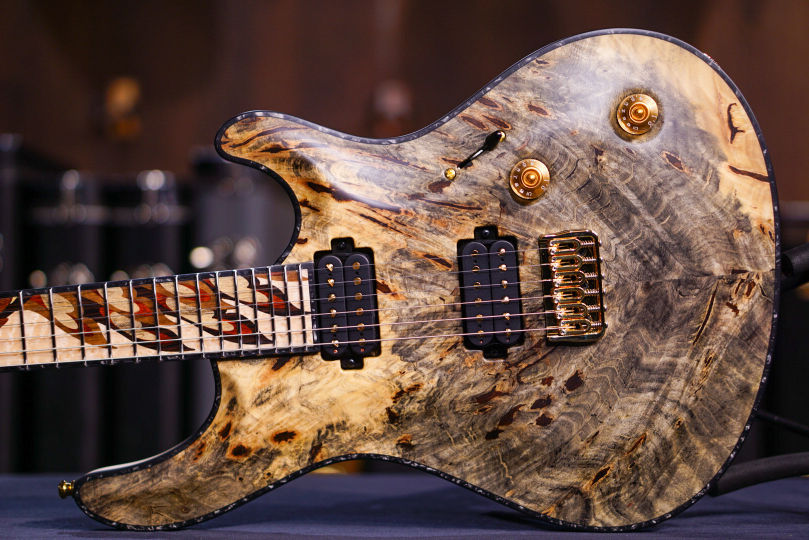 Mayones Regius Core 6 Buckeye burl Trans Natural Satin RF2411010