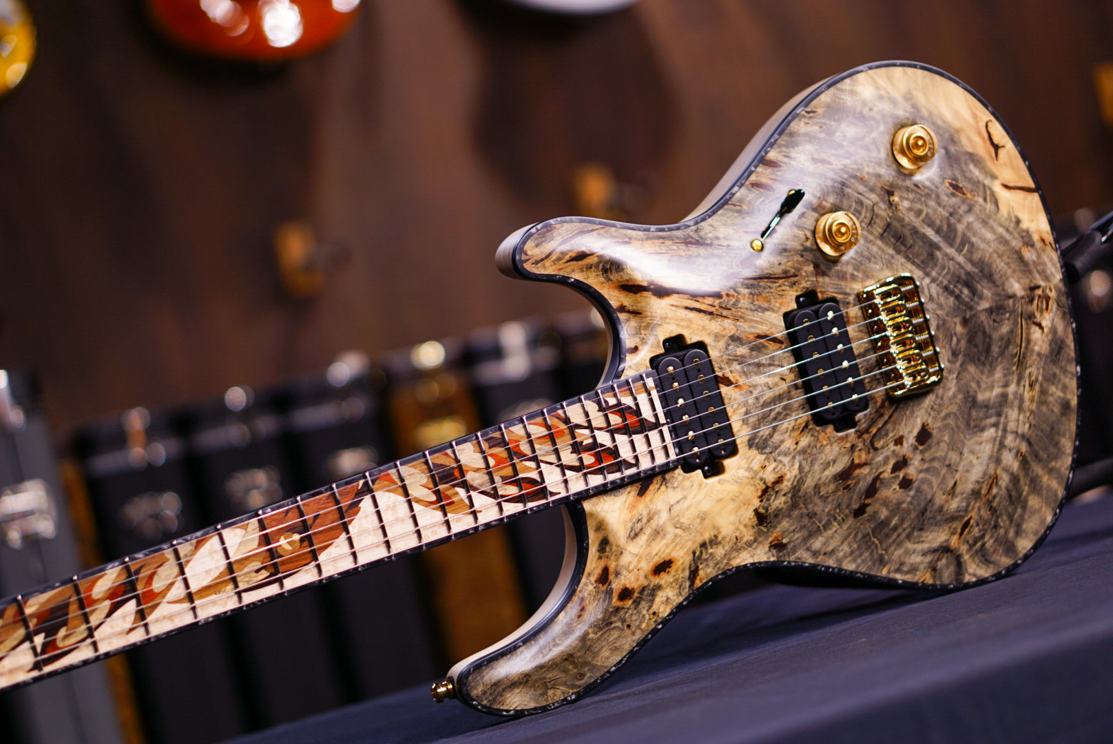 Mayones Regius Core 6 Buckeye burl Trans Natural Satin RF2411010