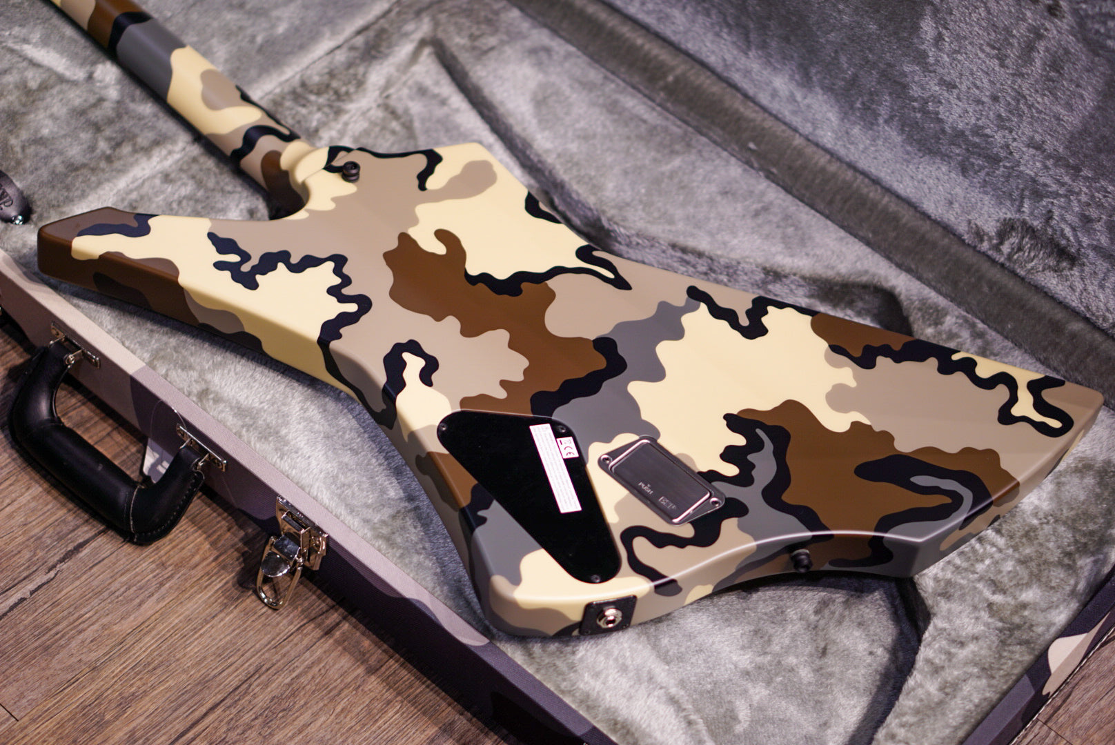 ESP SNAKEBYTE CAMO James hetfield signature E0460242