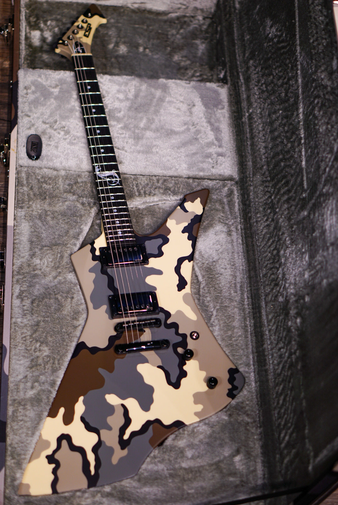 ESP SNAKEBYTE CAMO James hetfield signature E6460242