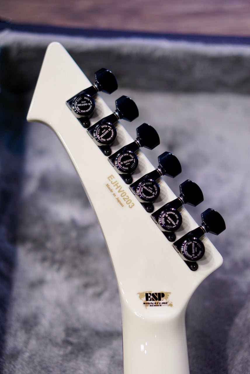 ESP Vulture James Hetfield Signature Olympic White EJHV02023