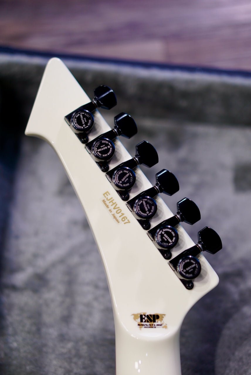 ESP Vulture James Hetfield Signature Olympic White EJHV0167