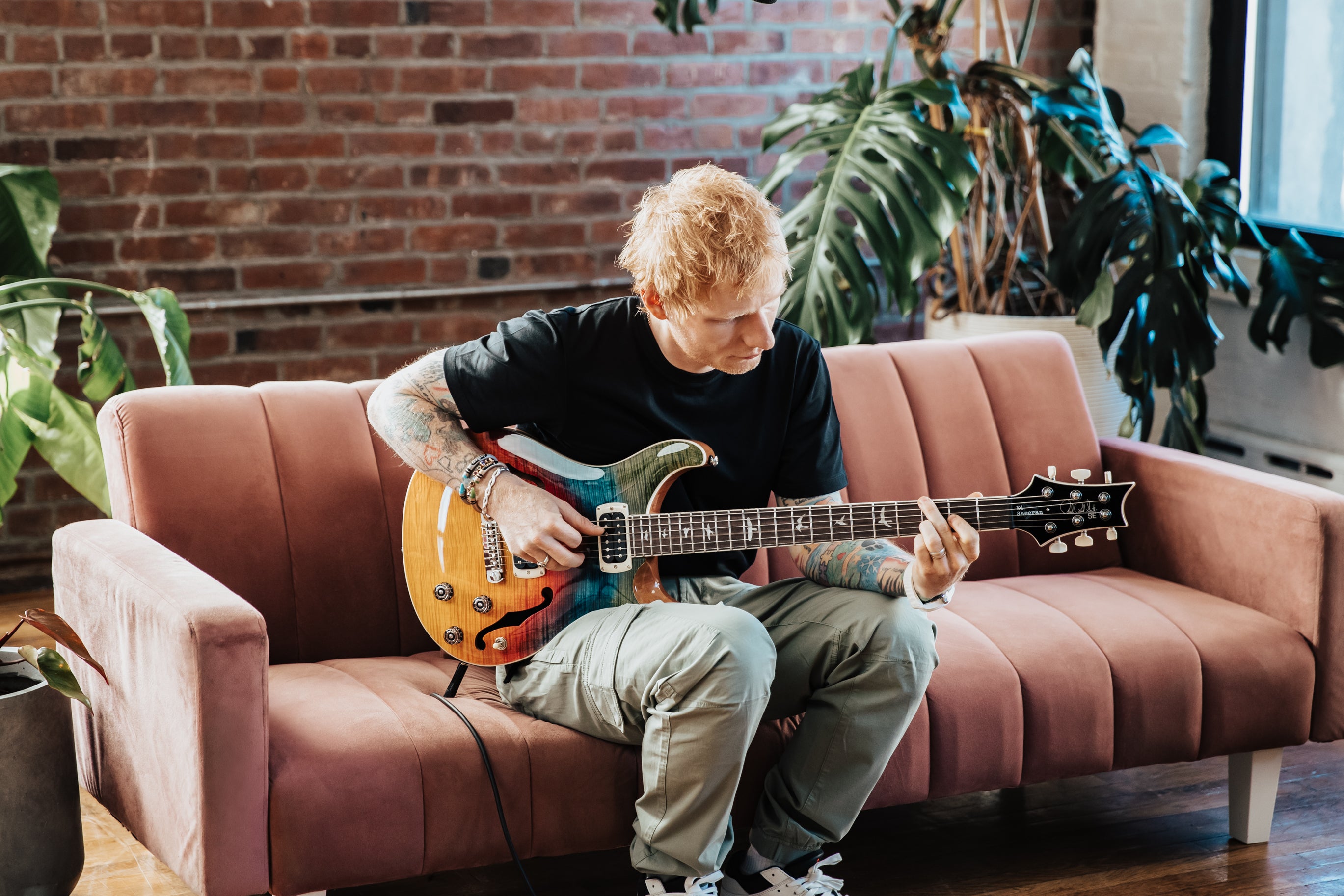 PRS SE Ed Sheeran Hollowbody I Baritone Piezo Kaleidoscope