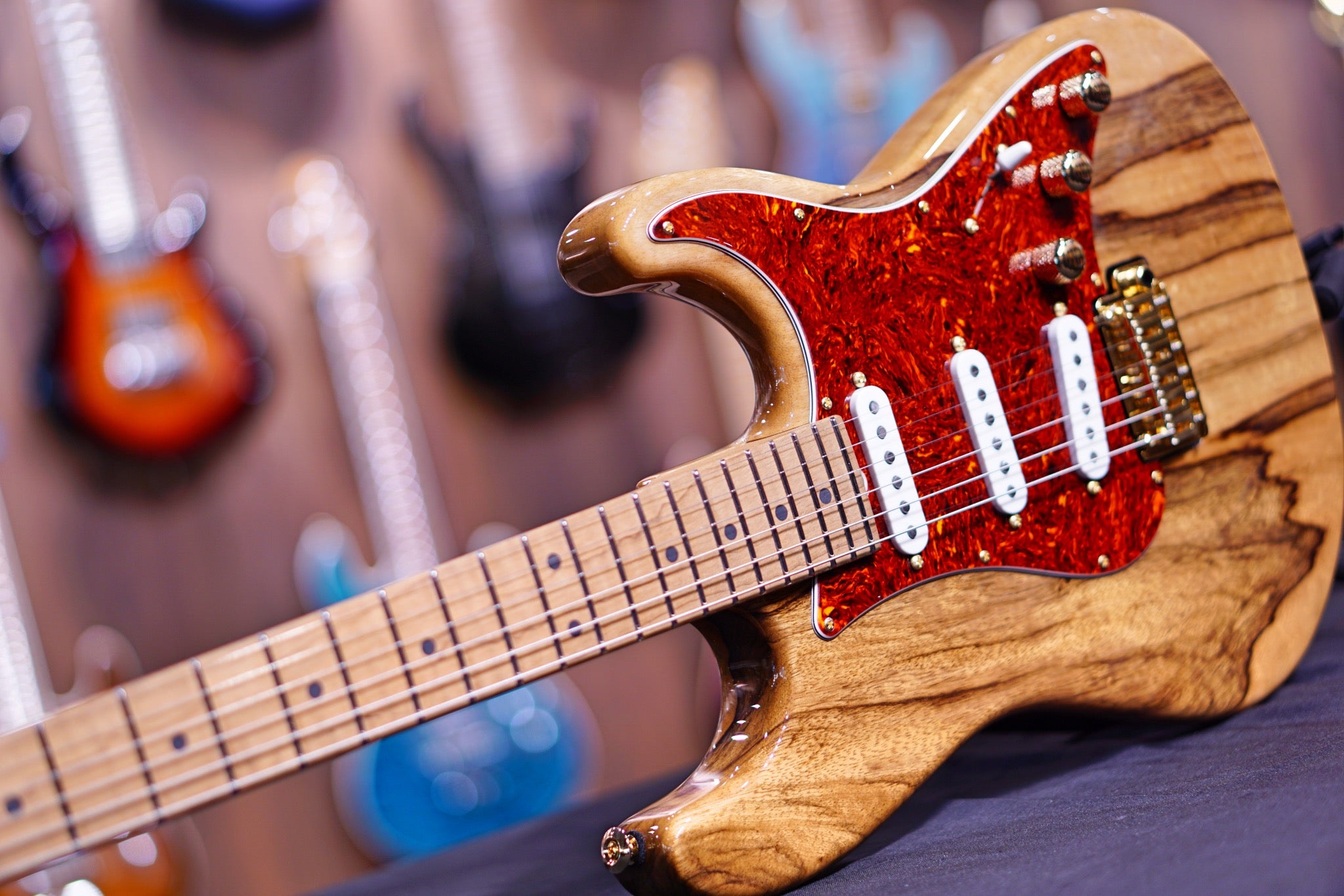 Suhr Classic Custom Black limba SSS 61649 - HIENDGUITAR   SUHR GUITAR