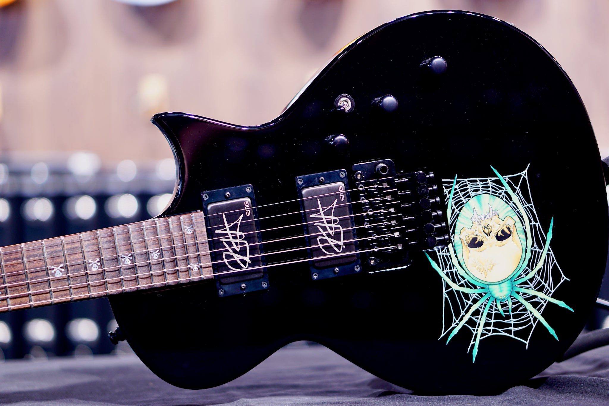 ESP LTD KH-3 SPIDER KIRK HAMMETT SIGNATURE - Incl.Case LTD « E-Gitarre - Foto 9