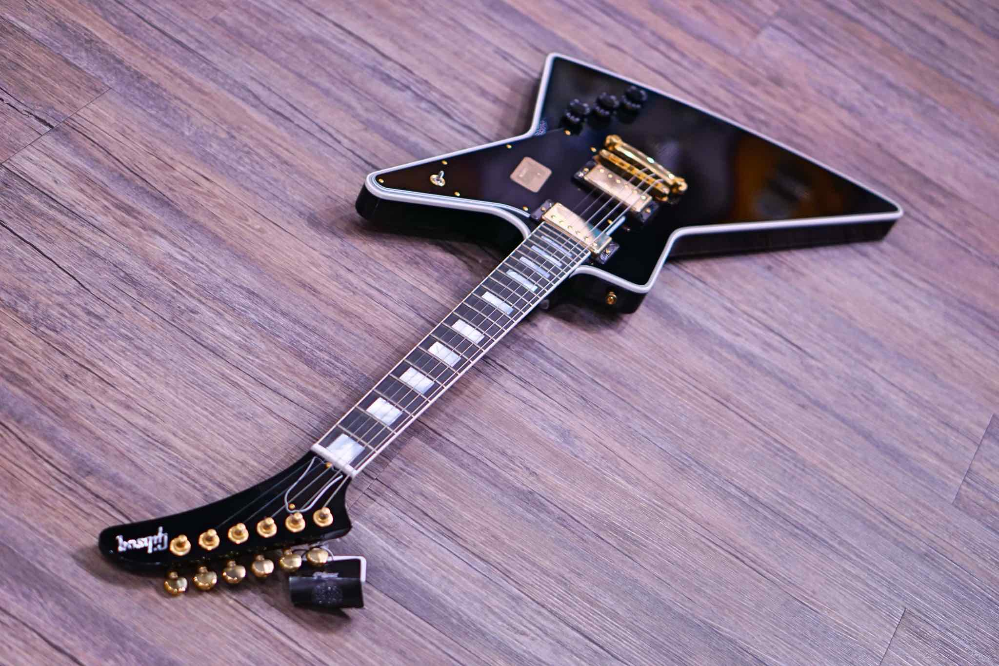 Gibson custom explorer black beauty - HIENDGUITAR   Gibson GUITAR