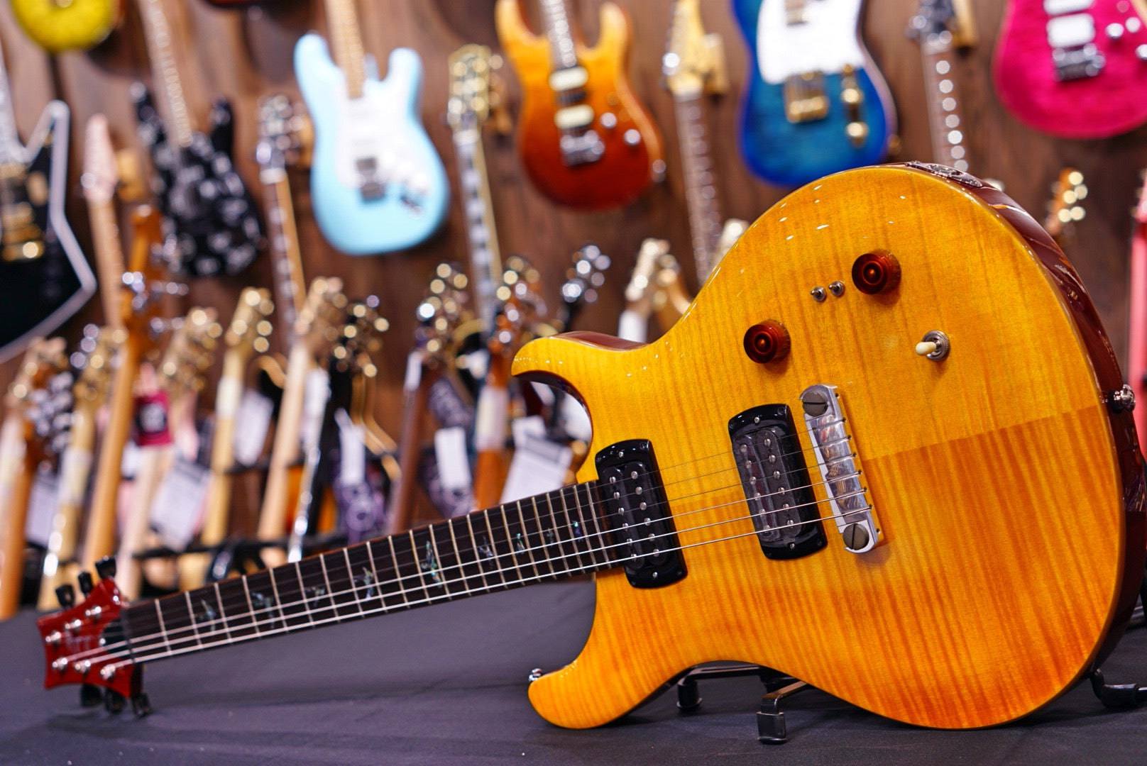 PRS SE Paul's Guitar - Amber