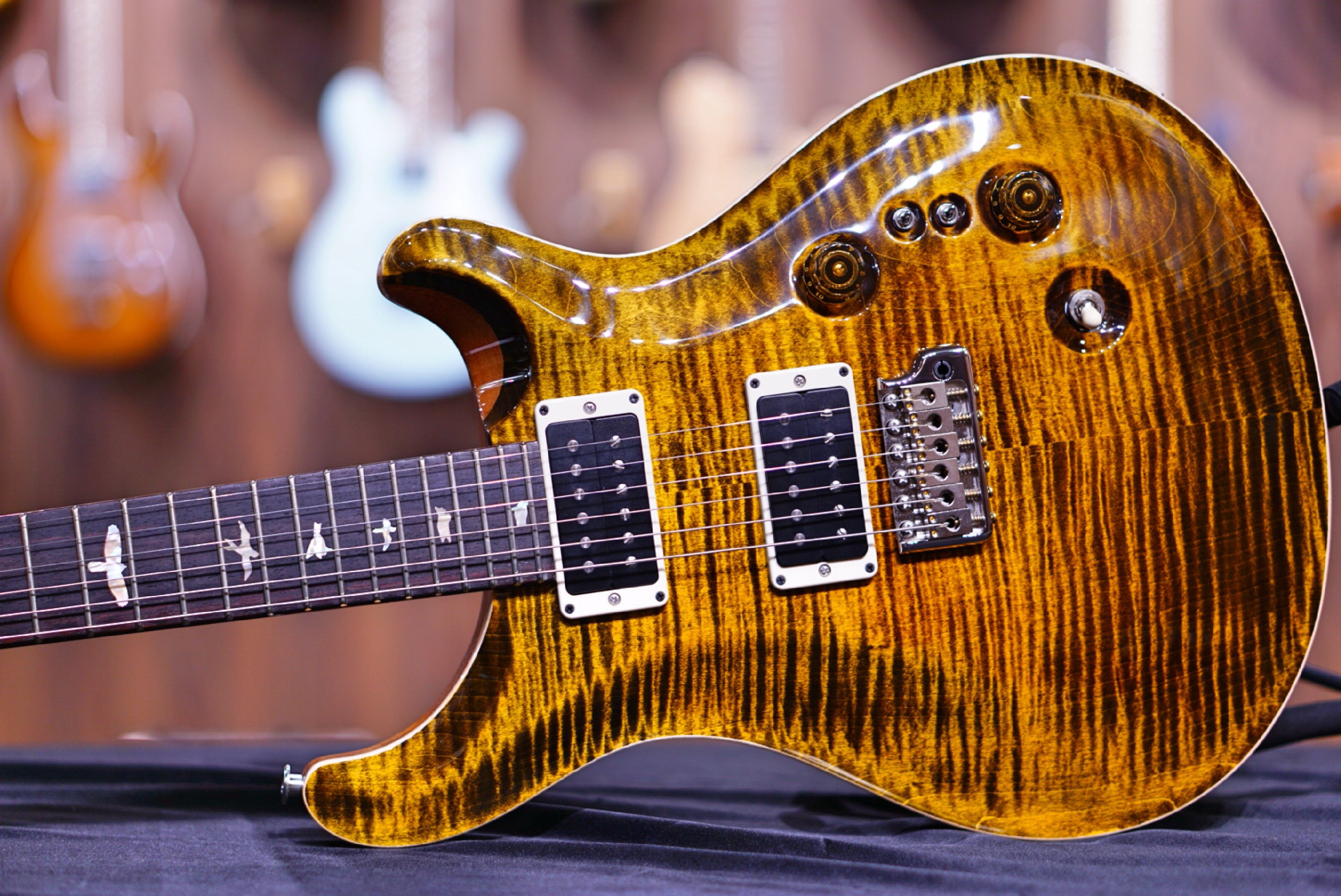 PRS 35th Anniversary Custom 24 - yellow tiger with Pattern Thin Neck 0336235 - HIENDGUITAR   PRS guitar