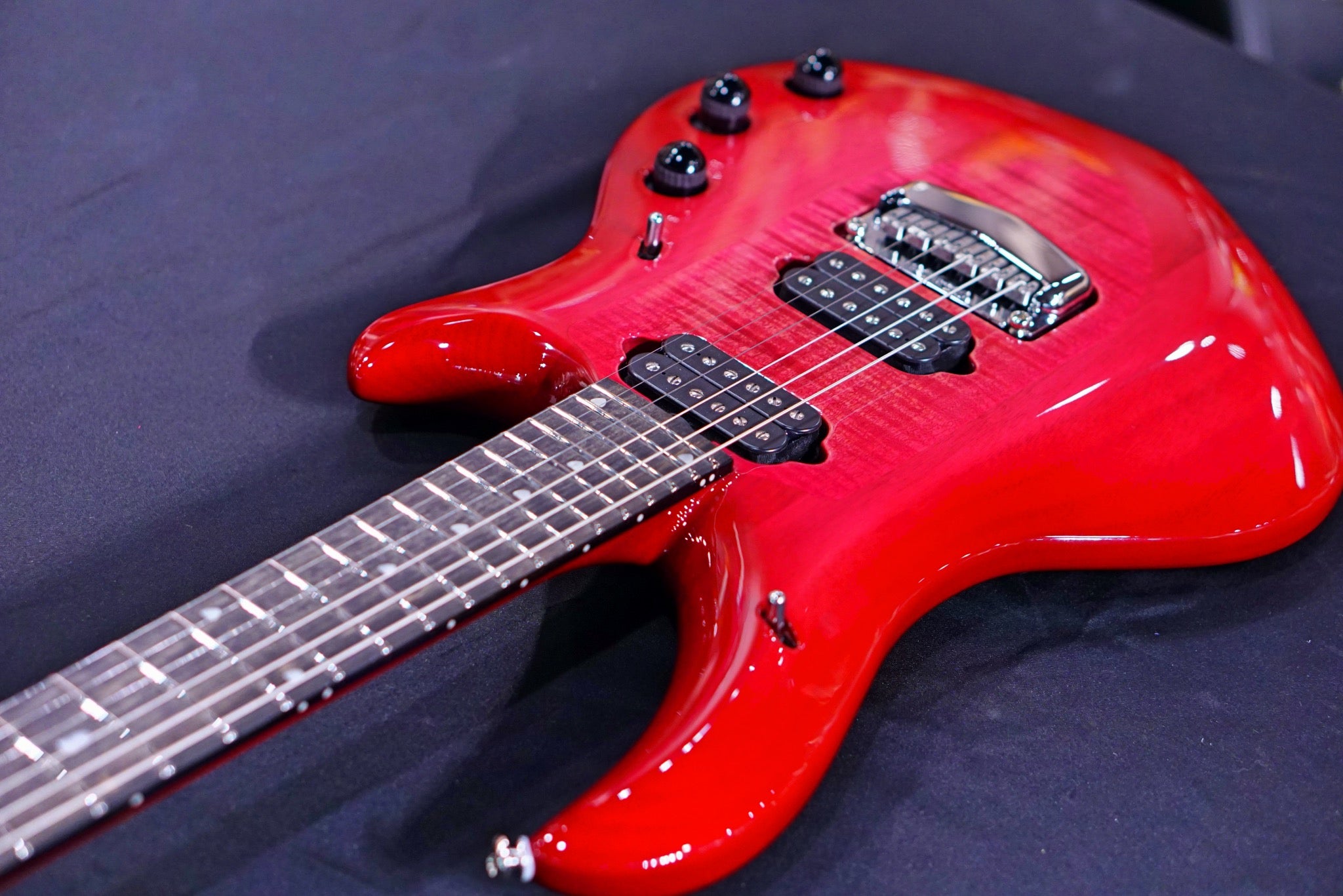 Ernie Ball Music Man Majesty John Petrucci Signature Electric Guitar - Pink Sand M013617 - HIENDGUITAR   Musicman GUITAR
