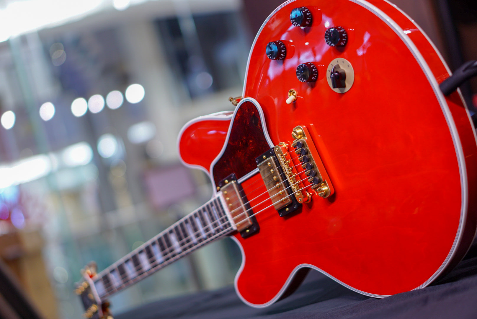 Gibson BB King Lucille - Cherry - HIENDGUITAR   GIBSON GUITAR