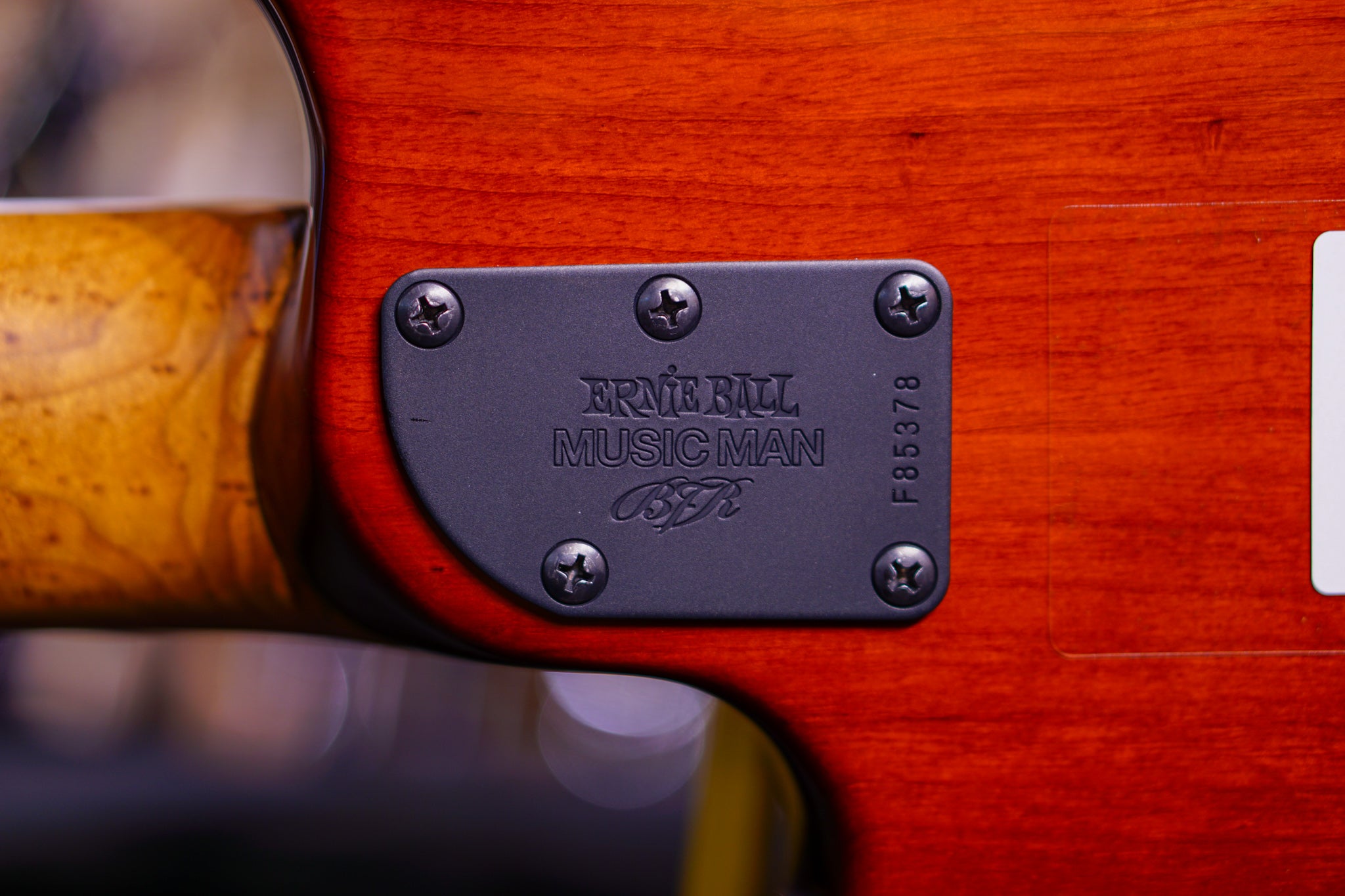 Ernie Ball Music Man BFR StingRay 5 - Giants Orange Quilt F85378 - HIENDGUITAR   Musicman GUITAR