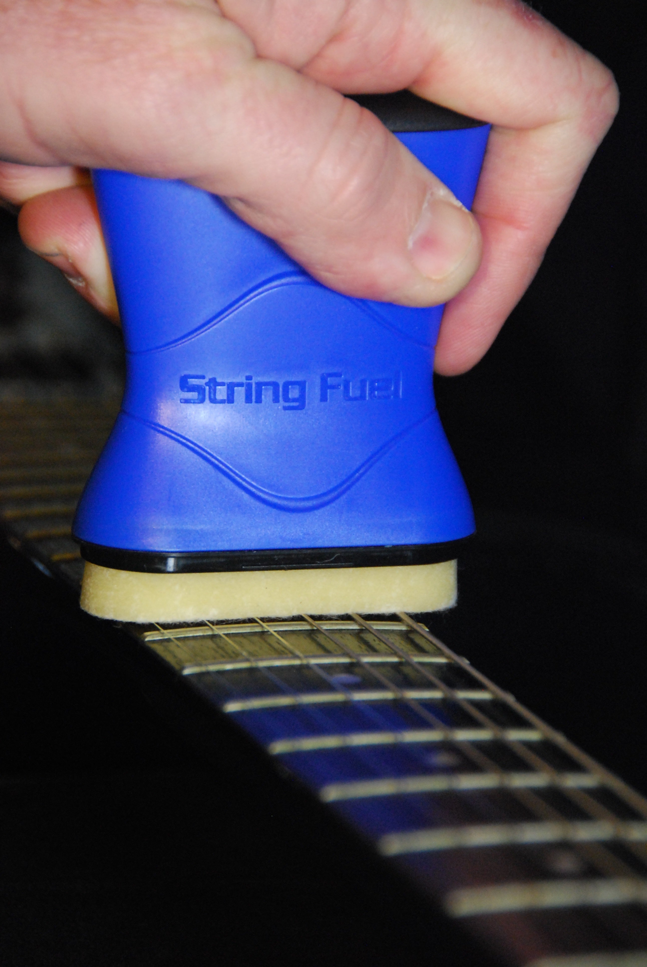 Music Nomad - String Fuel - String Cleaner & Lubricant MN109 - HIENDGUITAR   musicnomad musicnomad